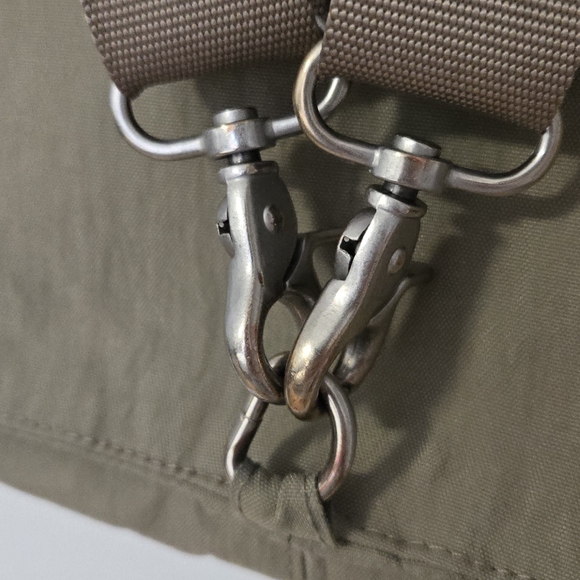 Baggallini Taupe Backpack - Picture 5 of 8